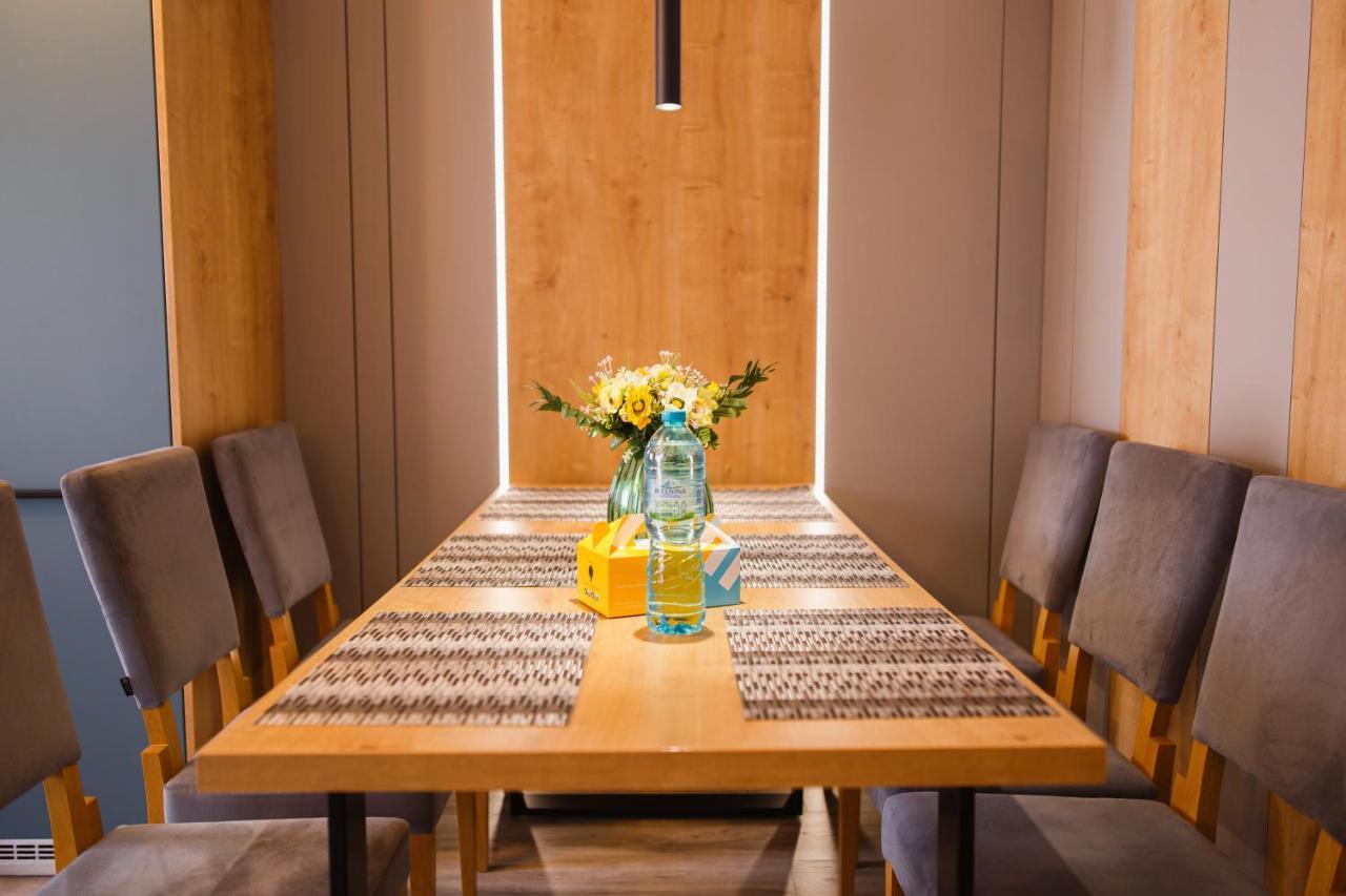 Charming Family Haven Apartment ออราแด ภายนอก รูปภาพ