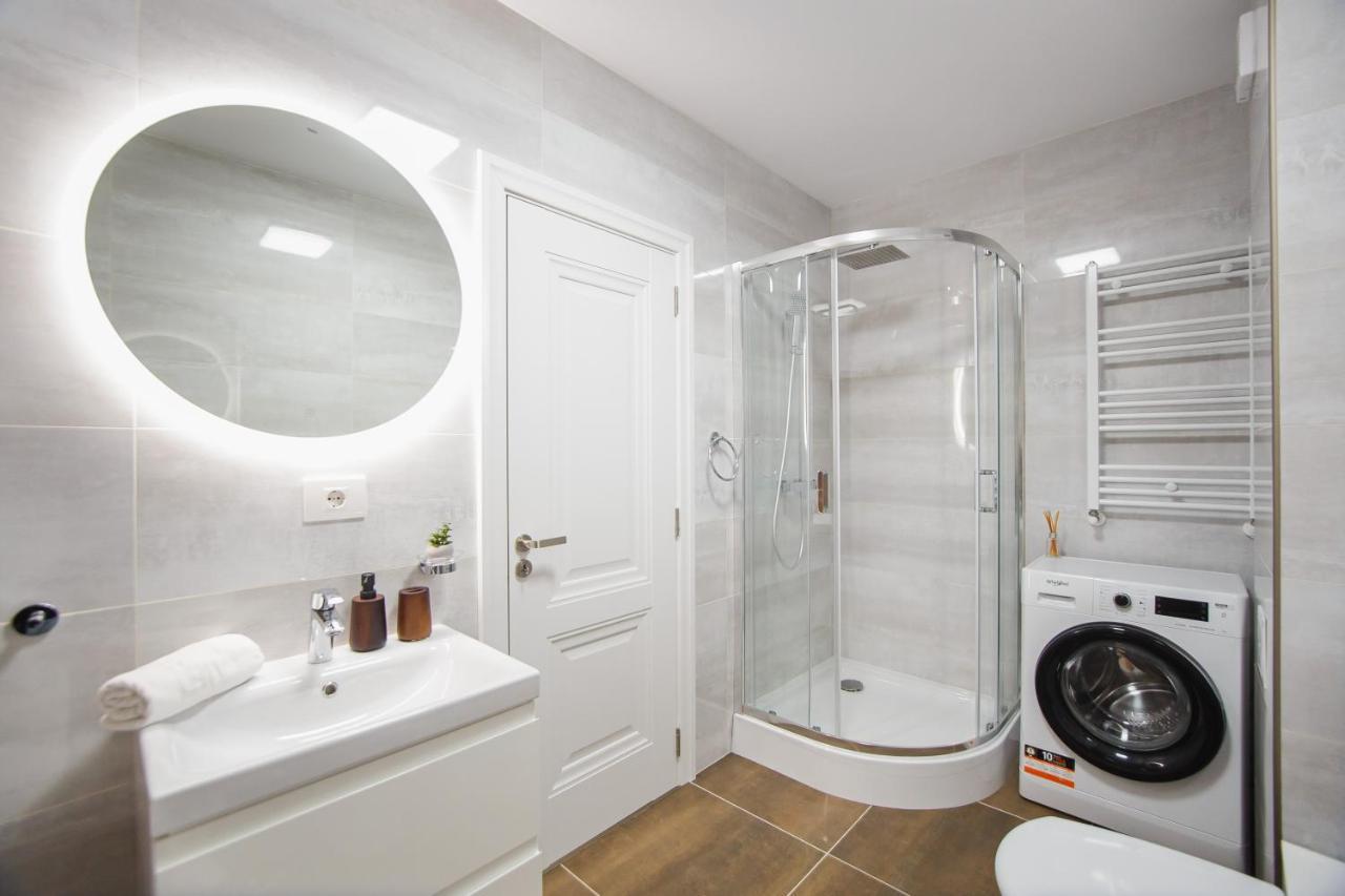 Charming Family Haven Apartment ออราแด ภายนอก รูปภาพ